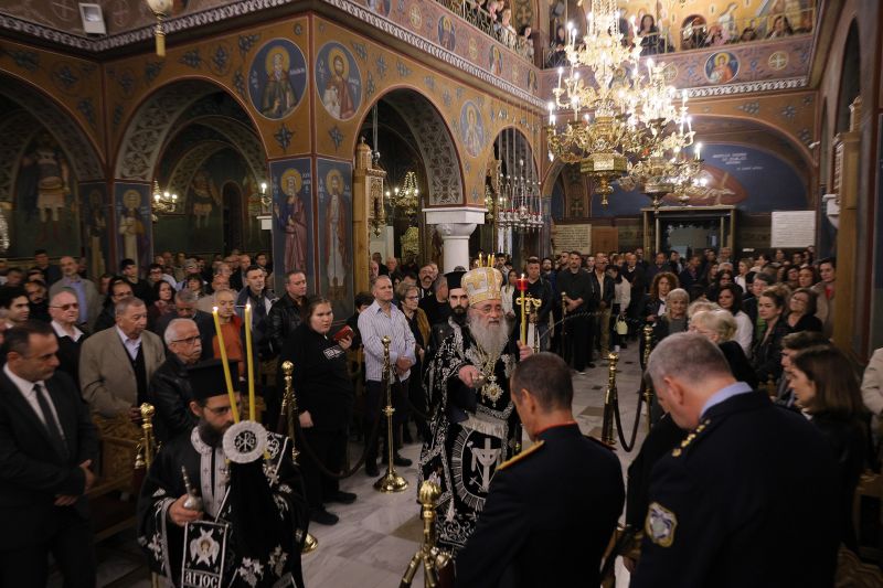  Η Ακολουθία του Επιταφίου στη Δράμα